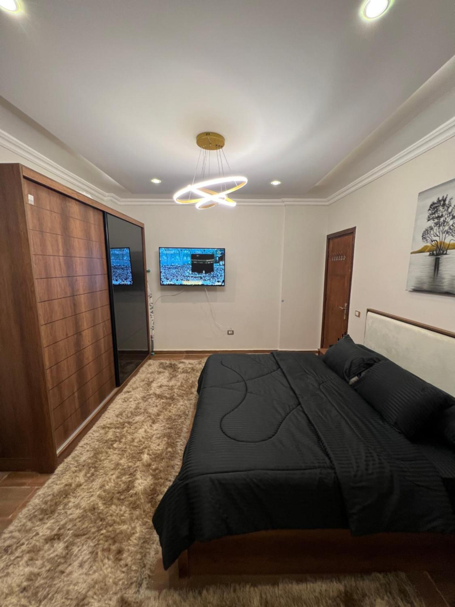 Luxury Diamond Apartment In Wesal Residences Compound New Cairo Esterno foto